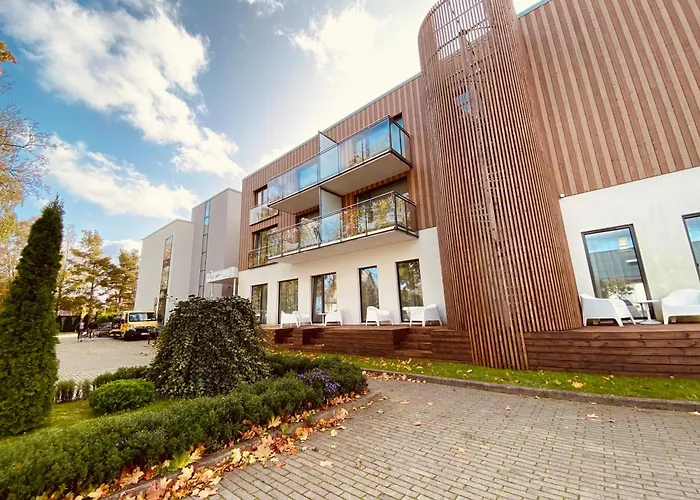 Beachside I Aisa 39 With Balcony & Free Parking * Pärnu