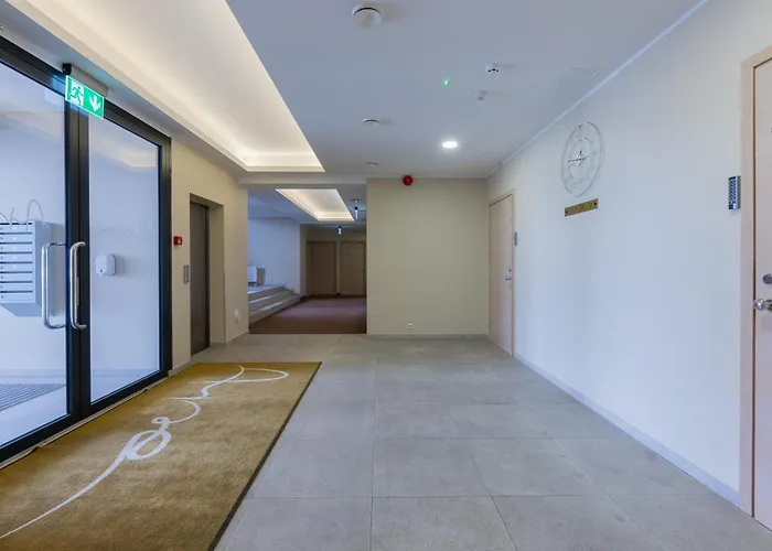 Beachside I Aisa 39 With Balcony & Free Parking Apartamento