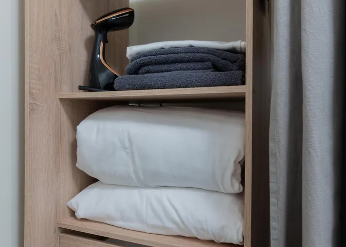 Beachside I Aisa 39 With Balcony & Free Parking Apartamento